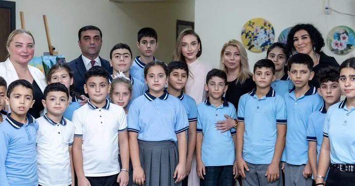 Алёна Алиева посетила школу специального обучения №3