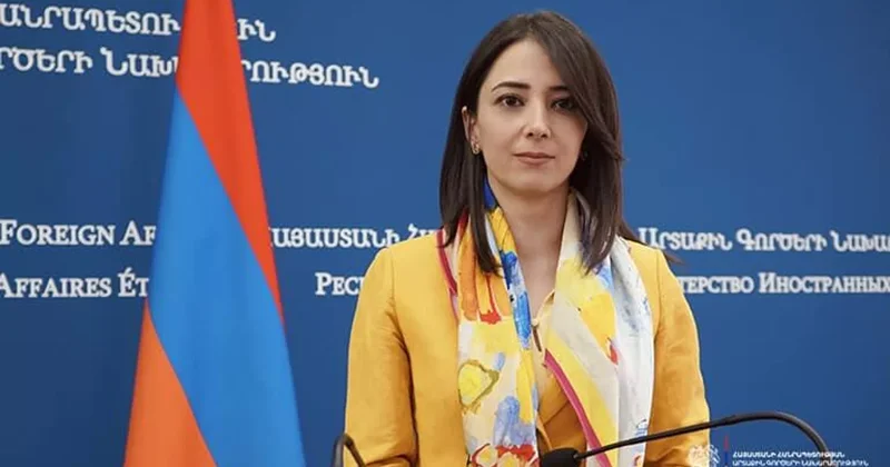 Mətbuat katibinə verilən diplomatik rütbə etiraz doğurdu Qalmaqal
