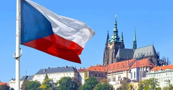 Чехия ужесточила правила для российских дипломатов
