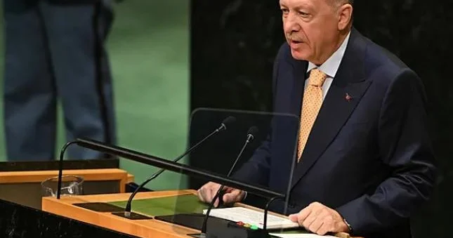 Ərdoğanın çıxışı zamanı İsrail nümayəndə heyəti zalı tərk etdi FOTO