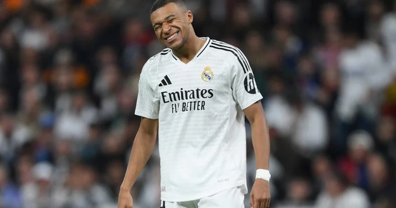 Mbappe şam yeməyinə dəvət etmək istədiyi məşhurları açıqladı