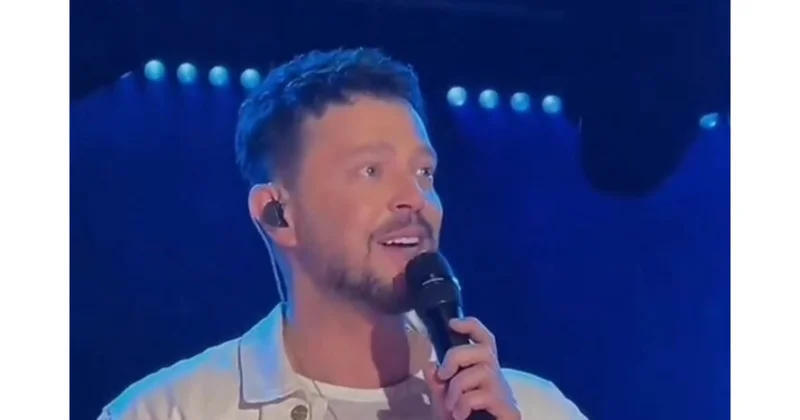 Murat Boz “Allah belanı versin deyib, mikrafona tüpürdü (Video)