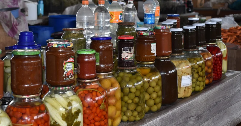 Evdə hazırladıqlarını bazarda satanlar cərimələnəcək? Açıqlama
