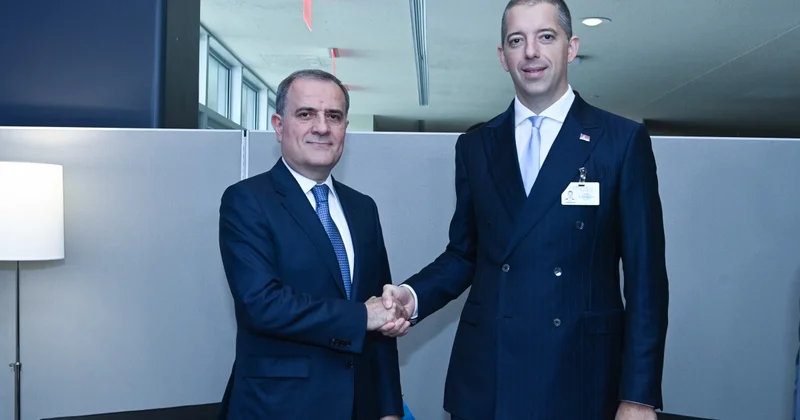 Ceyhun Bayramov Serbiyanın xarici işlər naziri ilə görüşüb