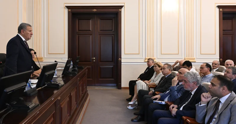 Qarabağdakı Alban abidələrinin tarixi və maddi mədəni irsi AMEA da araşdırılıb