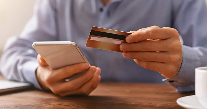 Aİ Rusiyanın beş bankının tranzaksiyalarına qadağa qoydu