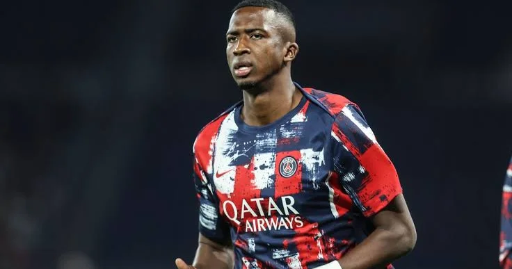 Gənc müdafiəçidən qərar: “Liverpul” yoxsa, PSJ?