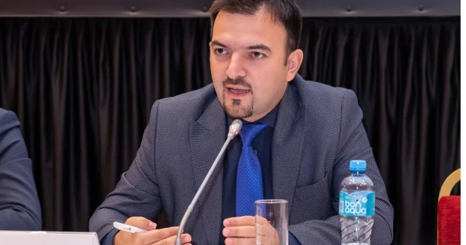 Rusif Hüseynov: Armen Qriqoryan iki ölkənin vətəndaş cəmiyyəti nümayəndələri ilə görüşdə nikbin mövzulara köklənmişdi