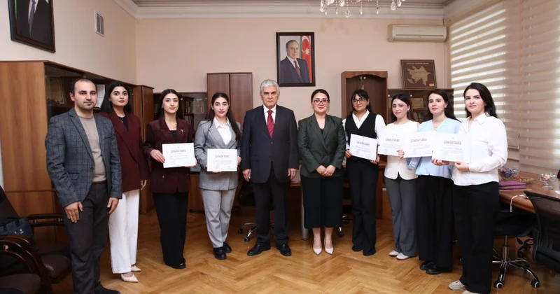 Pedaqoji Universitetin “Peşəkar təcrübə proqramı”nın növbəti buraxılışının məzunları təltif olunub