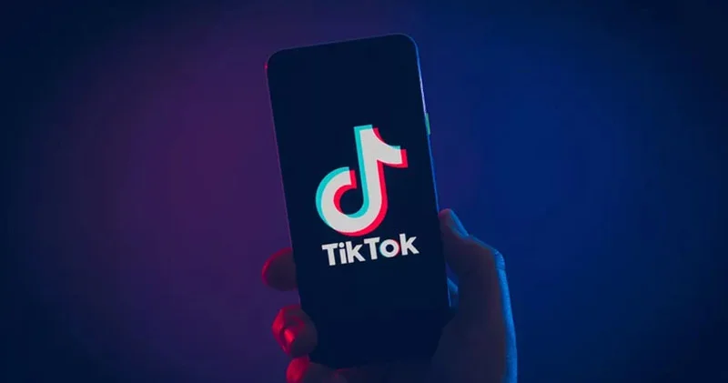 Həyat yoldaşının səhifəsində narkotiki təbliğ edən video paylaşdı Bloger həbs edildi