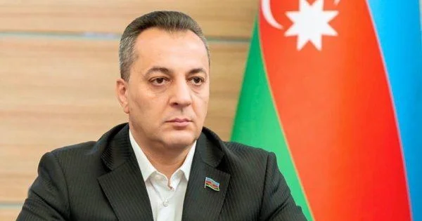 “Ermənistan sülh şansını itirməməlidir” Vüqar İsgəndərov
