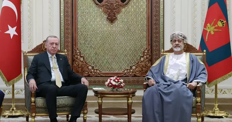 Ərdoğan Oman sultanı ilə görüşüb