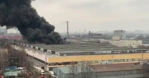 Moskvada PUA vuruldu: bu aeroportlar bağlandı