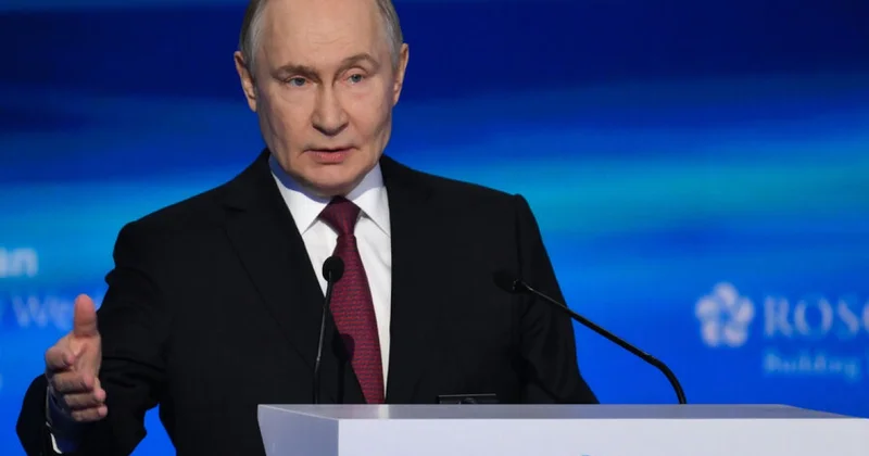 Putin Leninin yolunu gedir KİV