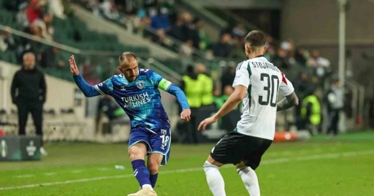 Konfrans Liqası: Türkiyə klubu Dinamo ya qarşı