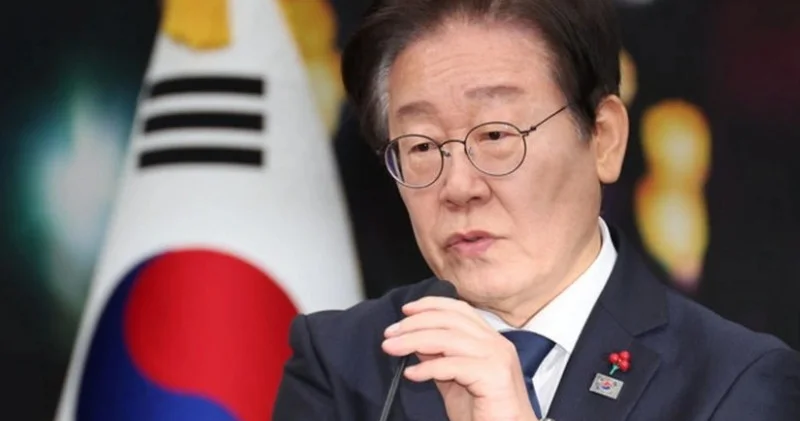 Cənubi Koreya Prezidenti Kim Çen İn və Tramp arasında görüş ideyasını dəstəkləyib
