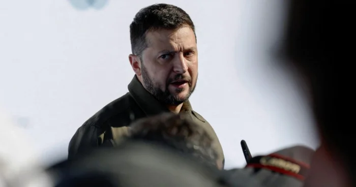 Zelenski: Ukrayna özünün uzaqmənzilli silahlarından istifadə edə bilər