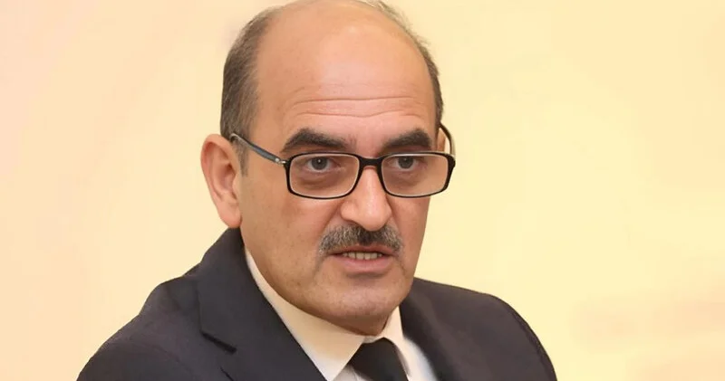 5 ay əvvəl vəzifəyə gəlib, 100 minlik avtomobil alır