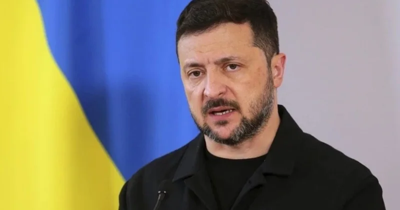 Ukrayna Prezidenti: Sülhə gedən yol atəşkəsdən başlamalıdır