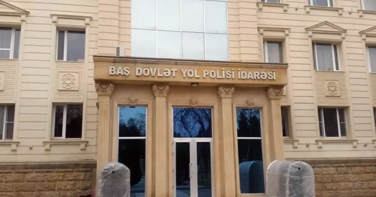 Baş Dövlət Yol Polisi İdarəsi avtomobillərlə bağlı xəbərdarlıq ETDİ