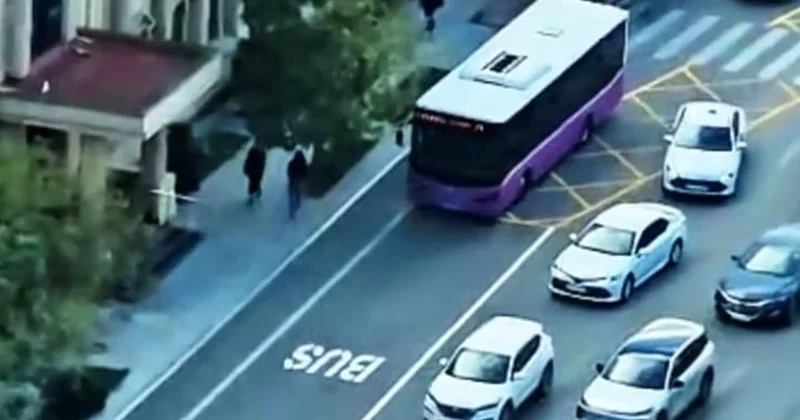 Bu yolda da hərəkətin təşkili dəyişildi Foto