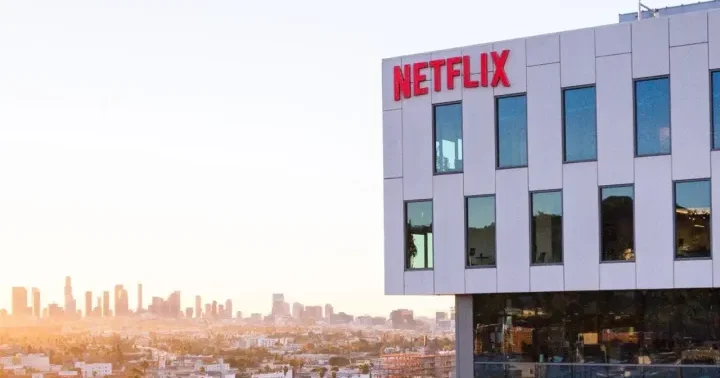 Netflix in xalis mənfəəti 44 faiz artaraq 3,66 milyard dollara çatıb