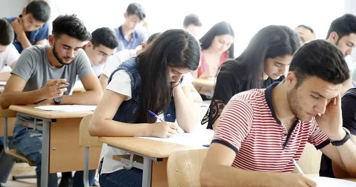 Buraxılış və ali təhsil müəssisələrinə qəbul imtahanı üzrə bəzi fənlərin proqramları təsdiqlənib