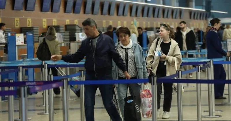 Moskvada uçuşlar dayandırıldı Hava limanları boşadılır