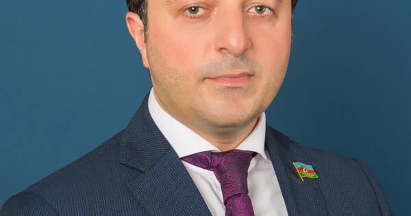 Fransa başqalarına dərs keçmək əvəzinə öz problemlərini həll etməlidir” Tural Gəncəliyev
