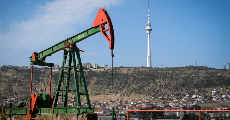 Neftimizin qiyməti 122 dollara çatır