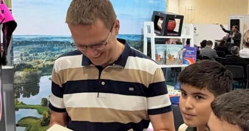 “Sabah”ın baş məşqçisi hər il 50 dən çox kitab oxuyur