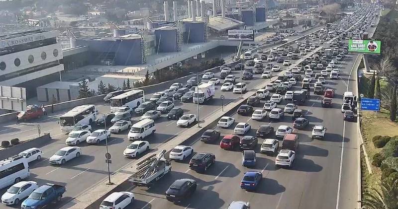 Вниманию водителей: на этих дорогах Баку пробки СПИСОК