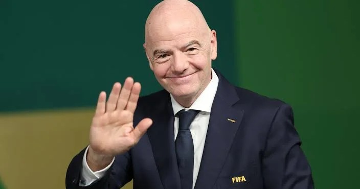 Джанни Инфантино прибыл в Баку Minval Politika