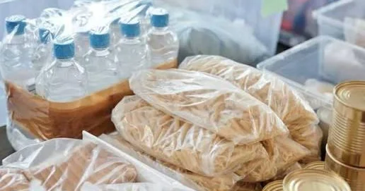 Британия призвала граждан запастись водой и продуктами на три дня