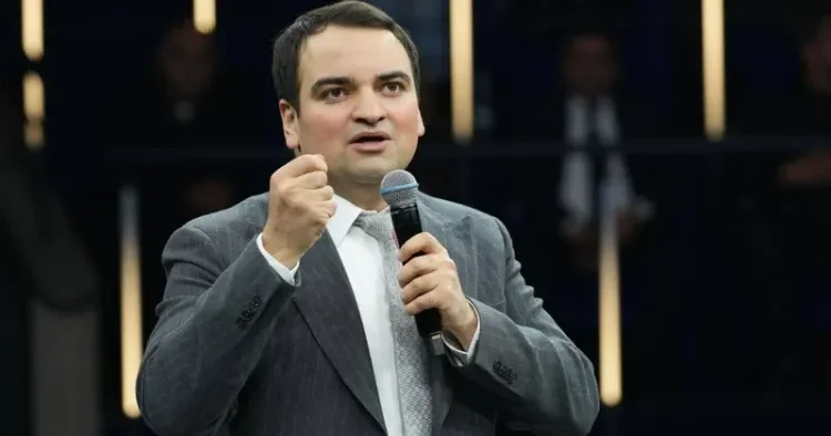 Paşinyan tezliklə Bakının bu tələbinə görə erkən seçkiyə gedəcək Karapetyan