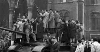 1956 cı il Macarıstan inqilabı: Budapeştdə qanlı oktyabr