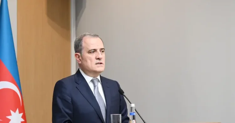 Hindistanla münasibətlərin bütün istiqamətləri üzrə müzakirələr faydalıdır Ceyhun Bayramov