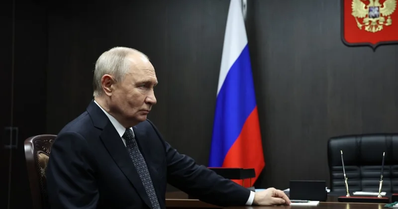 Путин заявил о готовности возобновить трехсторонние переговоры по Украине