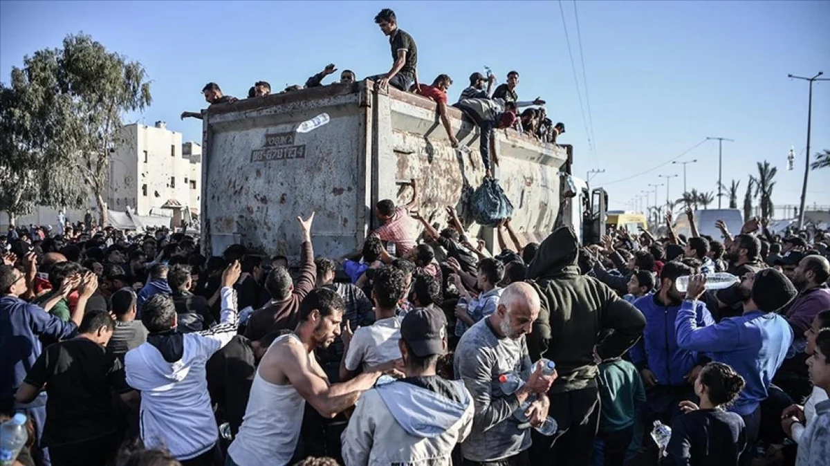 İsrail Qəzzaya humanitar yardımın daxil olmasına mane olur..?