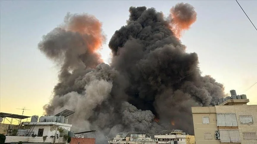 Beyrutun mərkəzi bombalandı ölənlər var