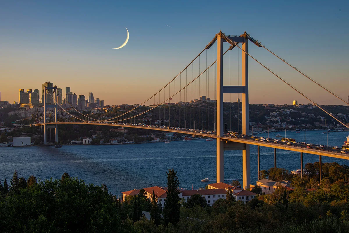 İstanbul boğazı BAĞLANDI SƏBƏB