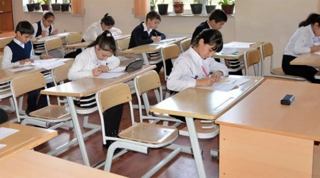 Bu gündən bəzi məktəblərdə dərslər başlayıb