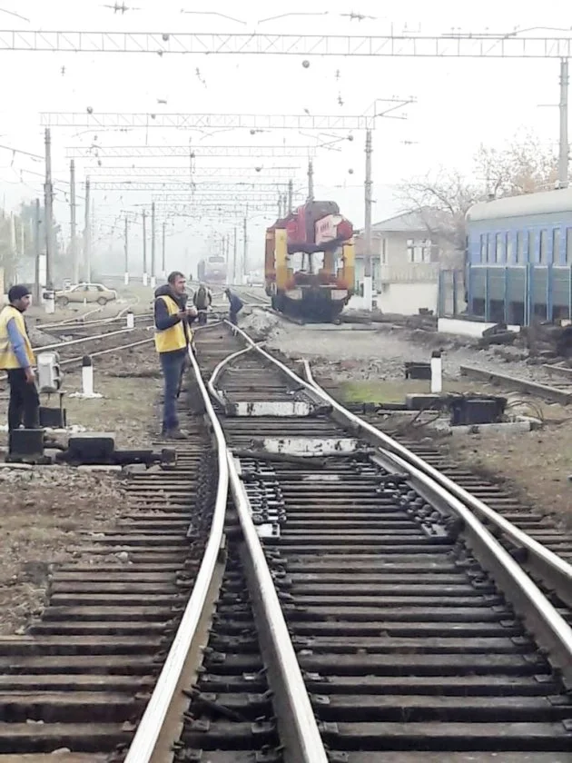 Dəmir yolu təmiri işlərinin 96%i tamamlanıb