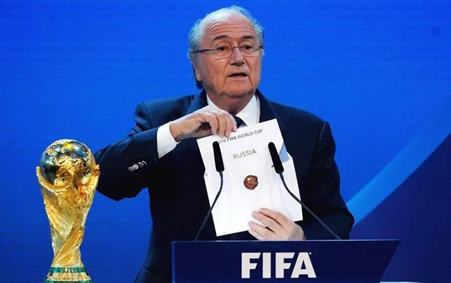 Blatter: “Futbol doğru istiqamətə getmir”