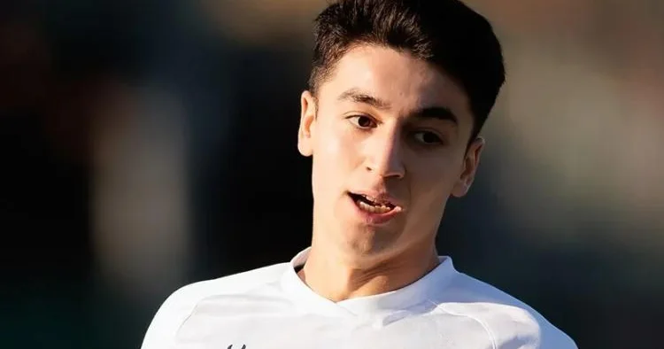 Azərbaycanı deyil, Rusiya yığmasını seçən futbolçunu gənclərə örnək göstərdi