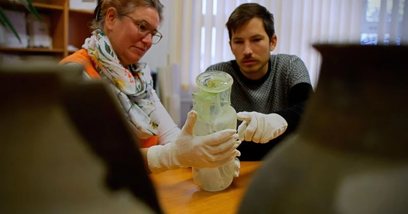 Венгерские археологи вскрыли саркофаг времен Римской Империи