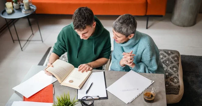 Эксперт: бессмысленно водить ребёнка к десяткам репетиторов ради вуза в Азербайджане