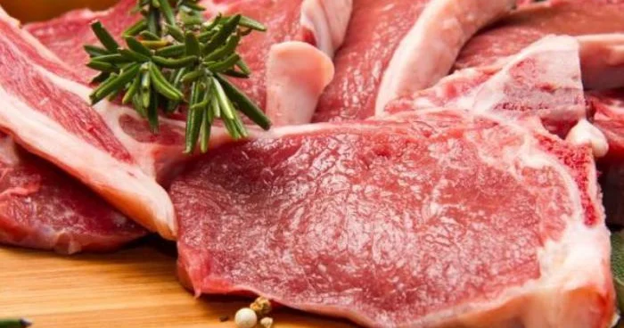 Qırmızı ətin qəbulu bu xərçəng növünün yaranma riskini artırır