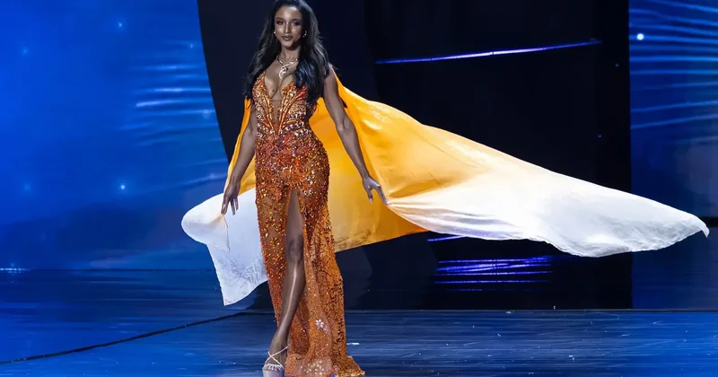 Мисс Ямайка остаётся в реанимации после падения со сцены конкурса Мисс Вселенная