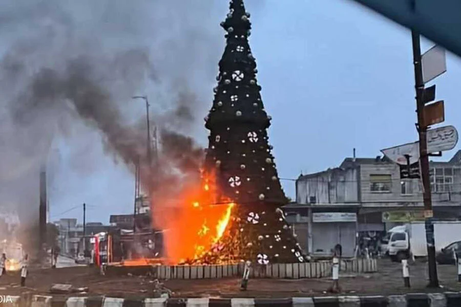 Suriyada silahlılar yolkanı yandırdılar